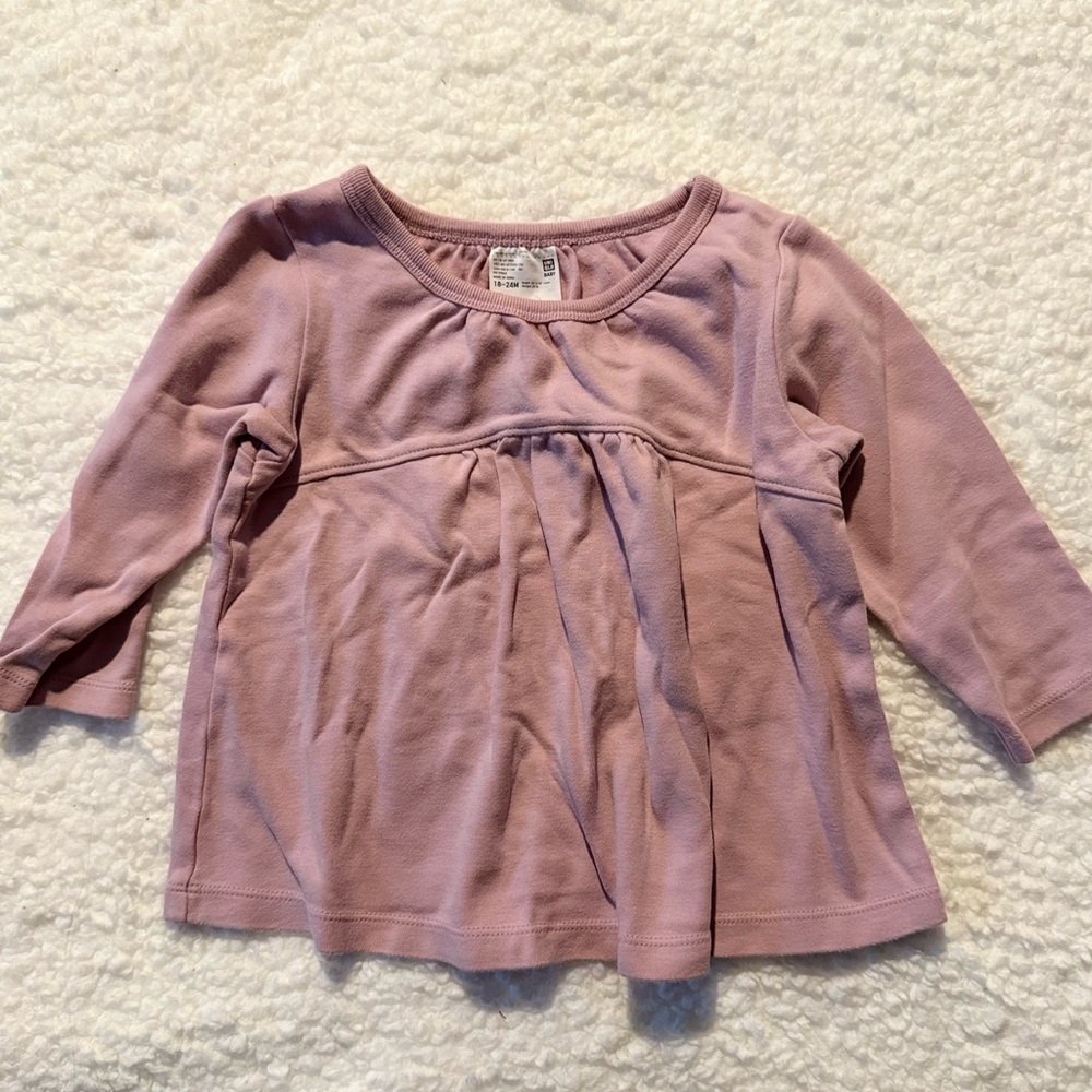 Uniqlo Kids Long Sleeve Top in Soft Pink